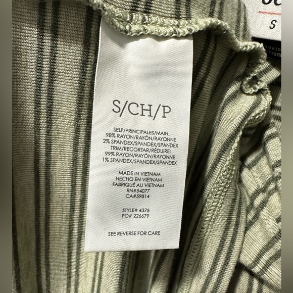 Cabi Game Tee Size: S - Picture 3 of 4